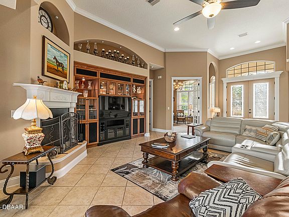 5th image of 1011 Hampstead Ln