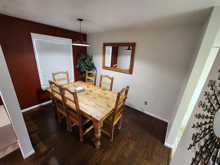 5541 Country Heights Dr — Photo 8