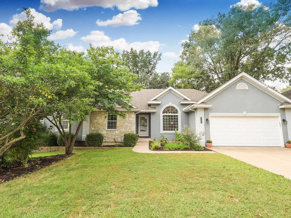 3704 Chinkapin Ct, Columbia, MO 65203