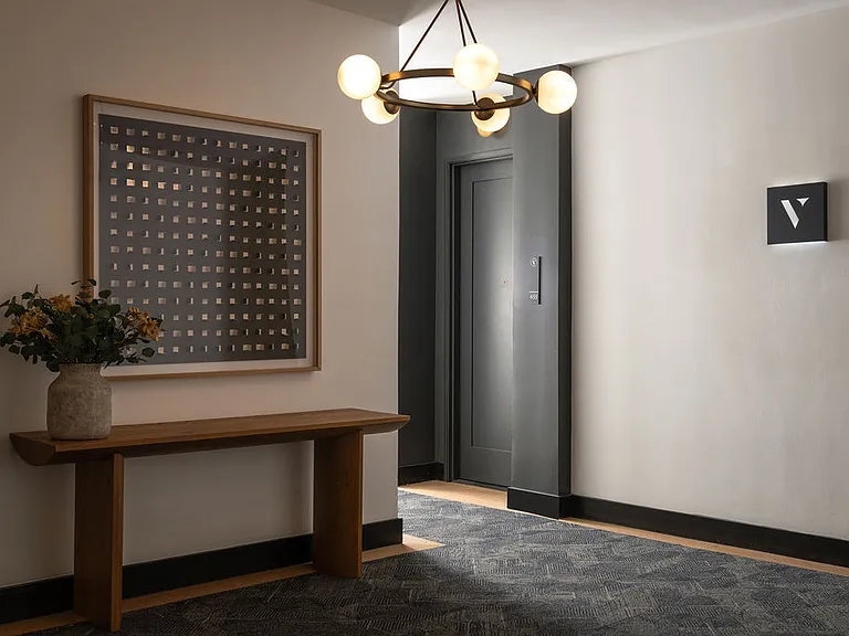 Veda Luxury Apartments — Photo 12