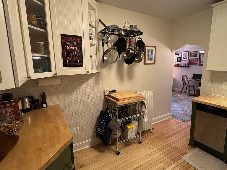 2325 Grand Ave S #207 — Photo 6