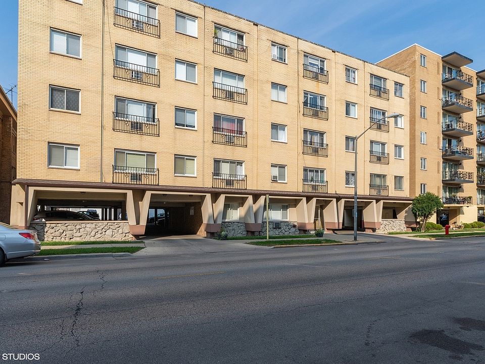 1st image of 2920 N Harlem Ave APT 3E
