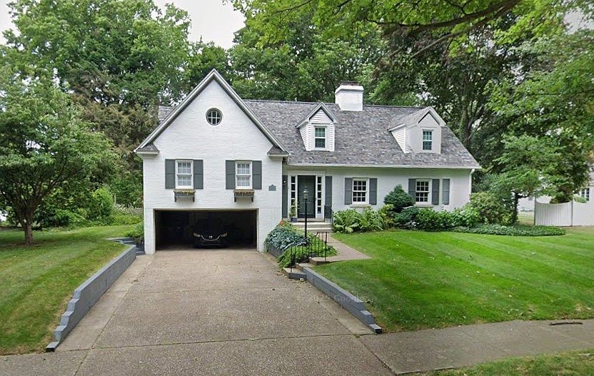 1st image of 527 Seminole Dr