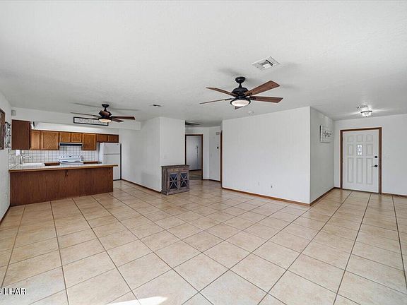 4th image of 3635 Palo Verde Blvd S