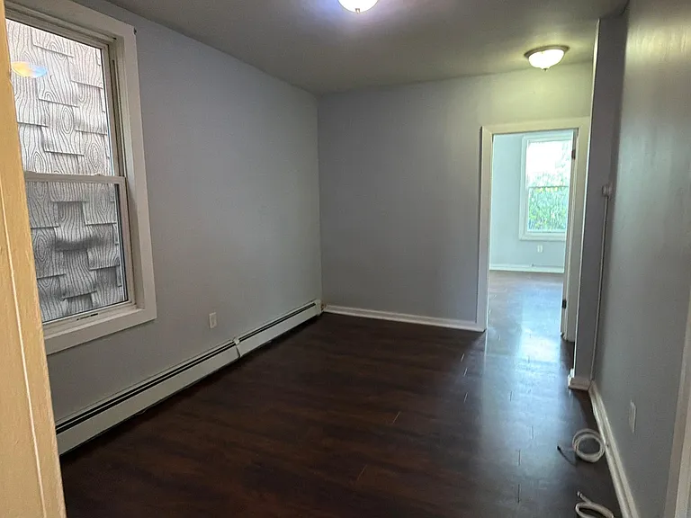 19 Orient Ave #2F — Photo 3