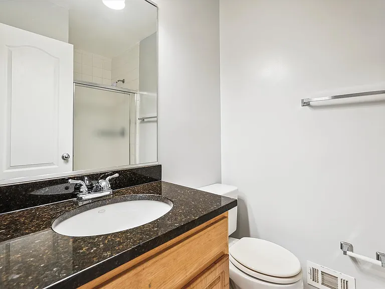 3810 Chesterwood Dr #3810 — Photo 18