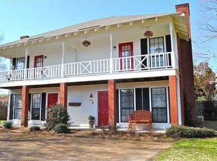 11 Greenwing Ct, Jackson, MS 39211