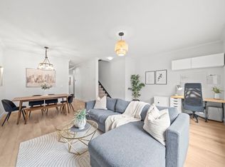 15399 Guildford Dr #12, Surrey, BC V3R 7C6