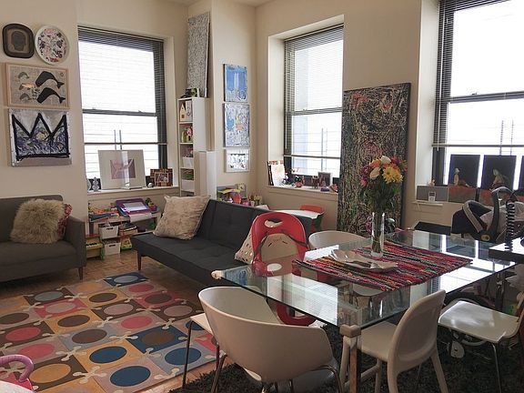 2nd image of 85 John St APT 14C