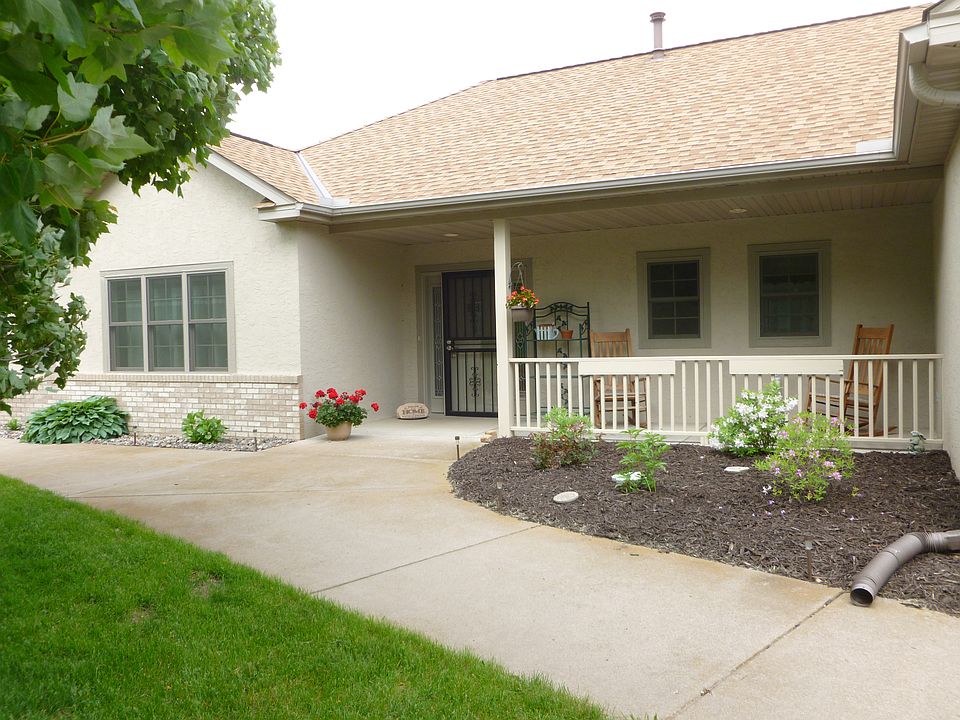 Executive One Story on Acres