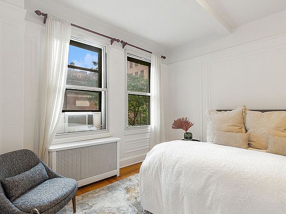 4th image of 535 W 110th St APT 3F