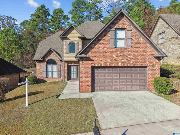 4950 Paradise Lake Cir, Birmingham, AL 35244