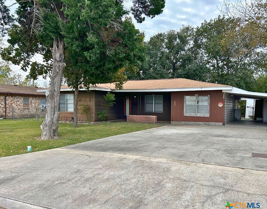 1st image of 703 N San Antonio St