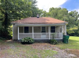 1251 Brooklen Ave, Mount Airy, NC 27030