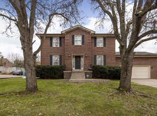 1120 Chinoe Rd, Lexington, KY 40502