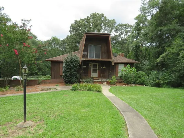 136 Adamson Dr, Cedartown, GA 30125