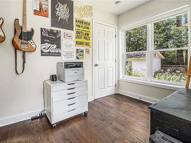 1347 Dorothy Dr — Photo 12