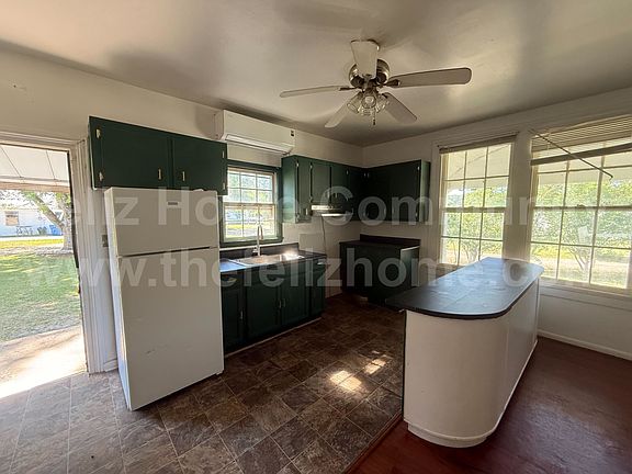 3rd image of 3566 Gordon Hwy APT A1