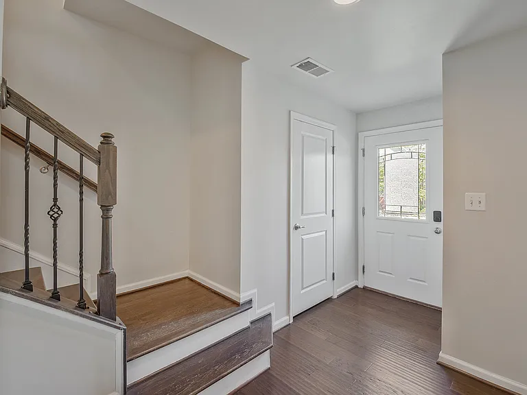 10711 Hinton Way — Photo 10
