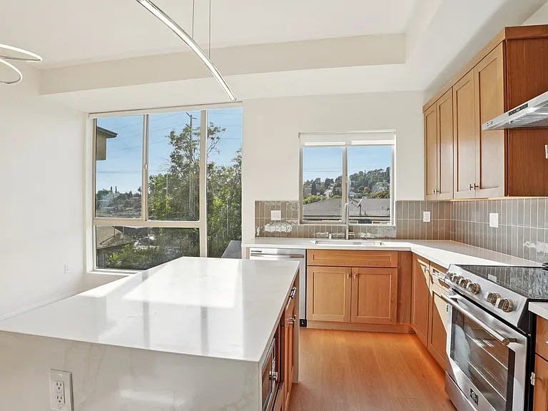 6162 Oak Crest Way #1/4 — Photo 16
