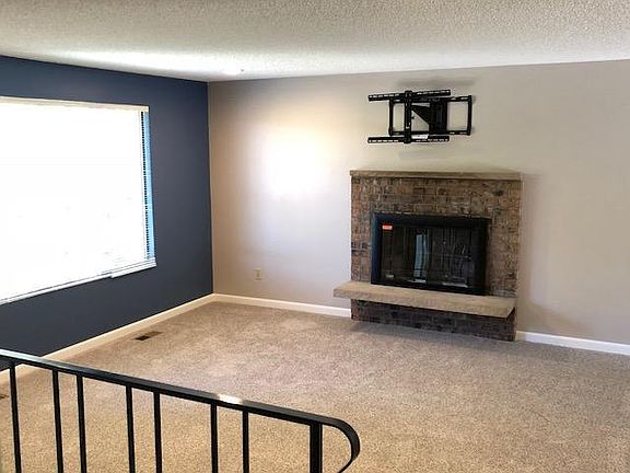 5th image of 12425 NE 2nd St