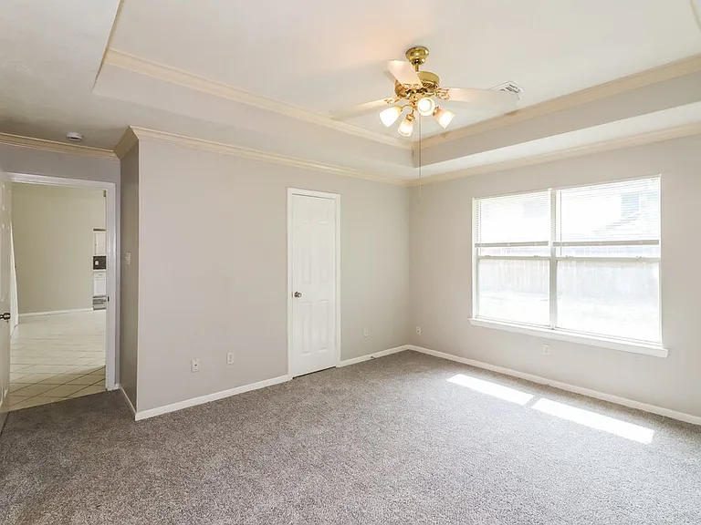 6207 Hampton Oak Ct — Photo 12