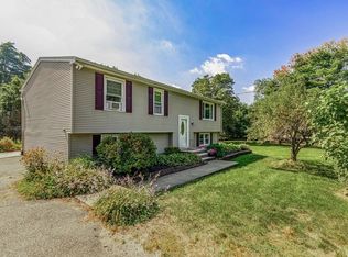 7 Newbury Rd, Rowley, MA 01969