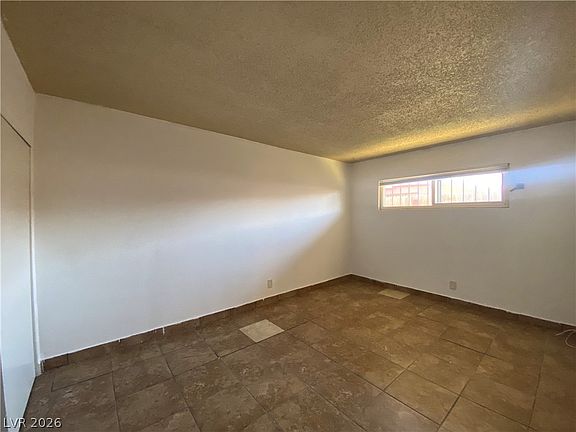 3rd image of 2321 Ellis St