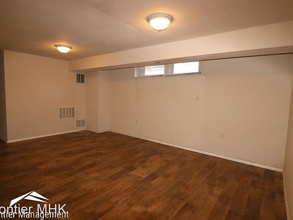 3rd image of 1000 Osage St #4332206
