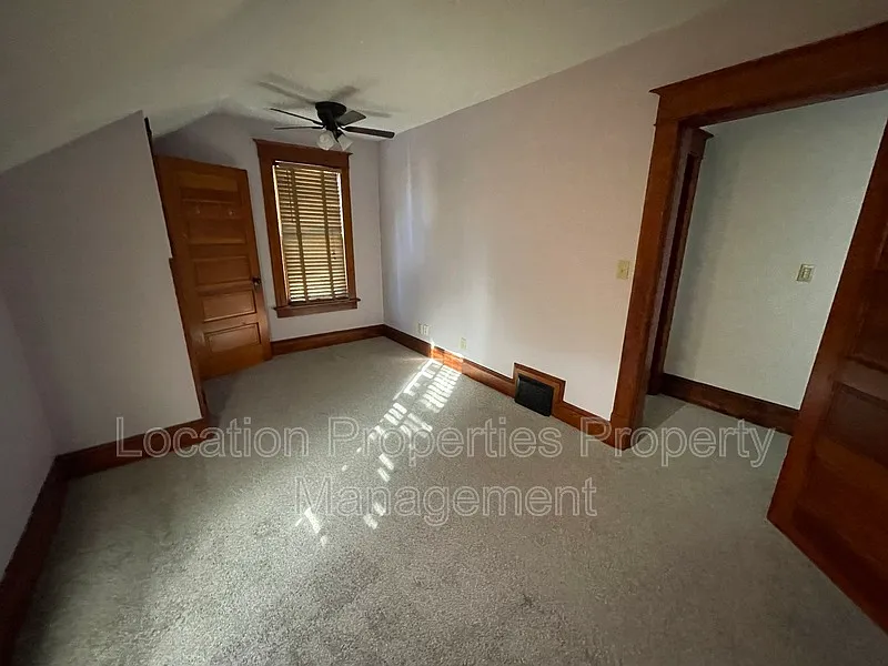 Building Photo - 437 Ohio St