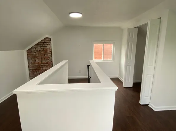 924 Excelsior St, Pittsburgh, PA 15210