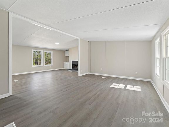 4th image of 6845 Nuckolls Dr
