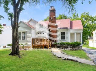 27 S 87th St, Belleville, IL 62223