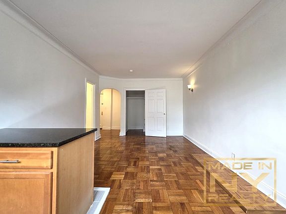 3rd image of 12220 Ocean Promenade APT 1F