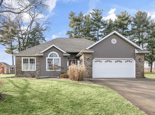 70272 Hilltop Dr, Union, MI 49130