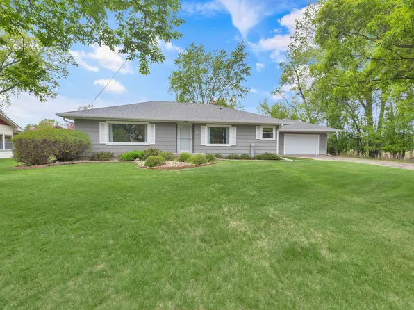 2529 Shore Dr, Marinette, WI 54143