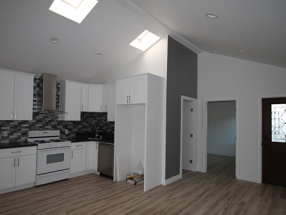 1st image of 12816 Lorne St
