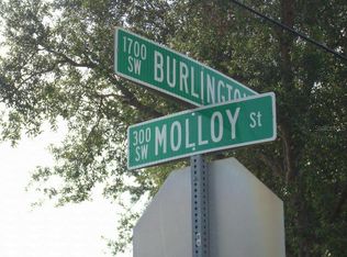 402 SW Molloy St, Port Saint Lucie, FL 34984
