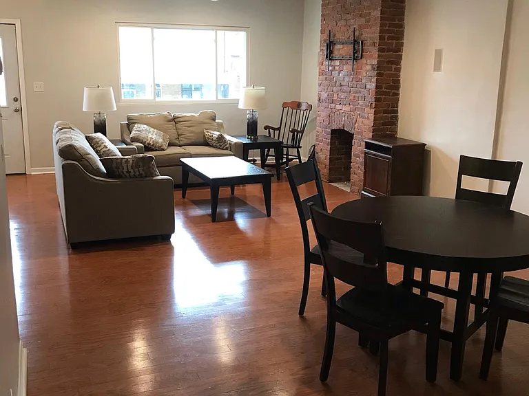 825 Southern Ave — Photo 5