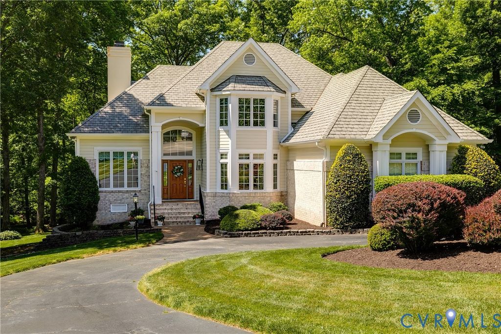 2400 Whitecastle Dr