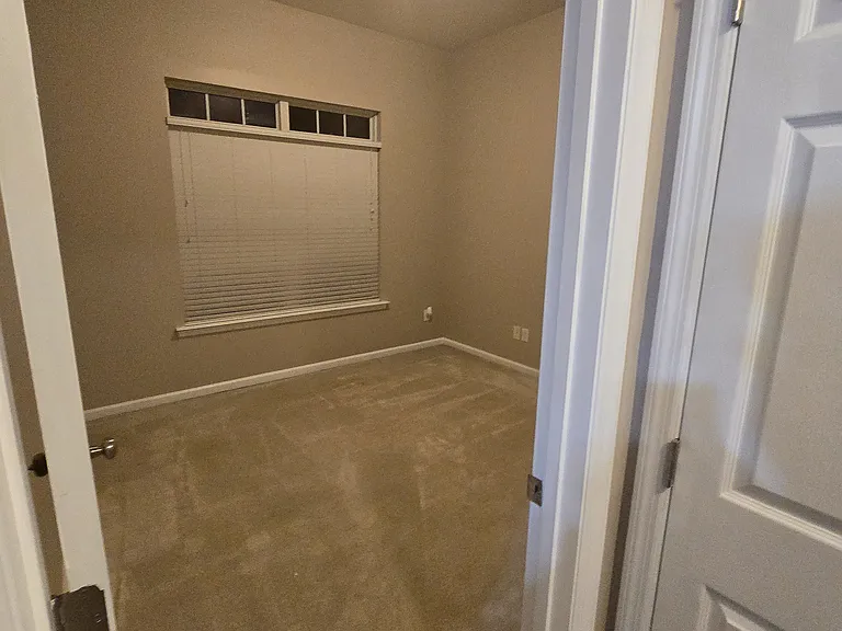 3021 Culverton Ct — Photo 12