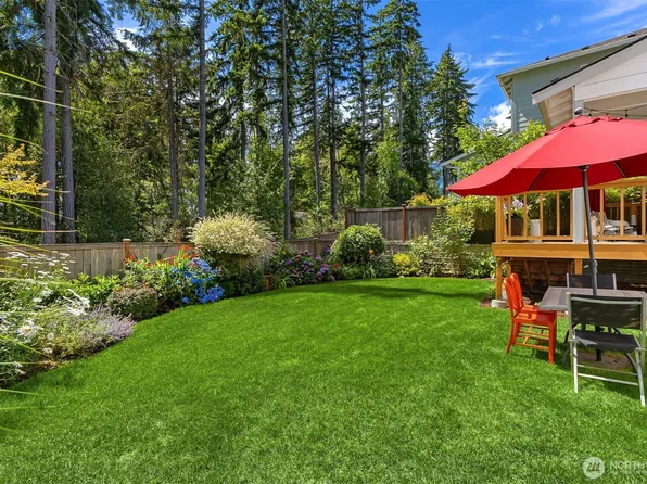 2447 NE Athlon Court, Poulsbo, WA 98370