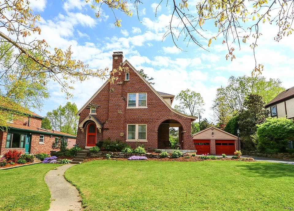 1st image of 32 Arcadia Ave
