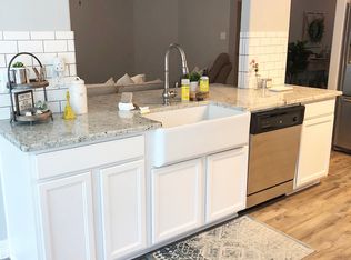 3628 Oak Crossing Dr, Pearland, TX 77581
