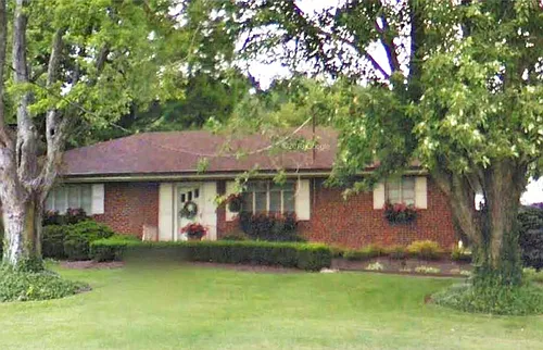 1342 Springlawn Ave Photo 1
