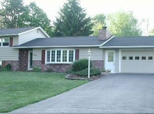 1425 Riverbend Dr, Baldwinsville, NY 13027