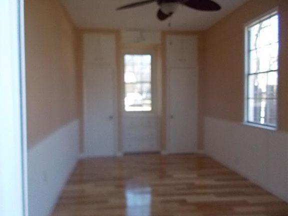 3rd image of 3132 Chippewa Trl