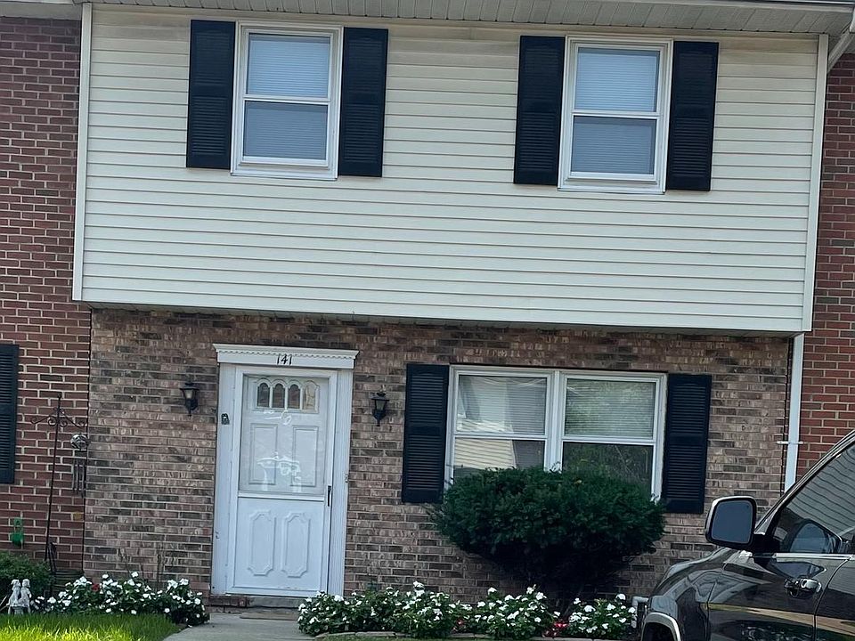 2nd image of 141 Lathrop St