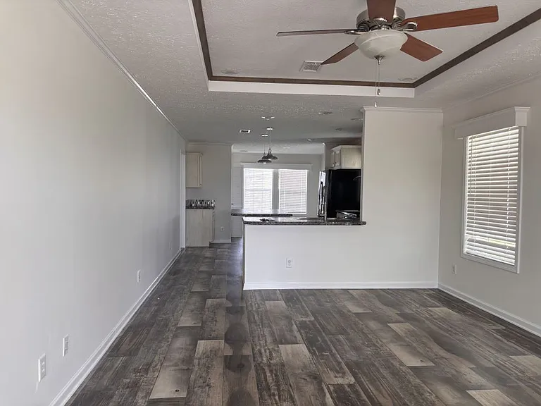 459 Emden St #459 — Photo 6