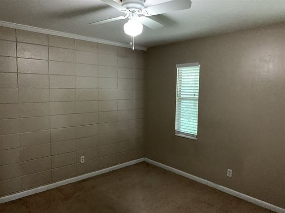 5th image of 1927 Dawsey St APT 4